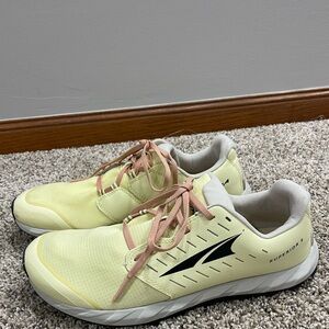Altra superior 5 trail running shoes size 11